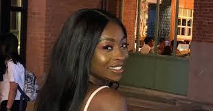 Lola Oyewole's Instagram, Twitter & Facebook