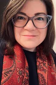 Nicole Breault's Instagram, Twitter & Facebook