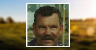 Kim Caster's Instagram, Twitter & Facebook