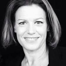 Stephanie CAPDEVILLE (Natixis Asset Management à Paris Cedex 13)