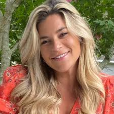 Niamh Whelton Email & Phone Number