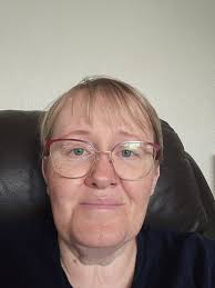 How to shape eyebrows?