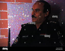 U s military police help iraqi hi-res stock photography and images