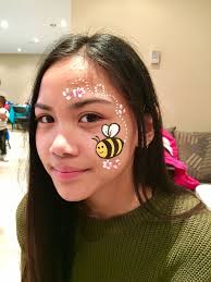 Professional clown and face painter sharon nielson demonstrates just . Face Painting Toronto The Best Party Face Painters In Toronto Girl Face Painting Face Painting Designs Face Painting Halloween
