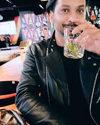 This month has been a dynamic tapestry of sound and shared energy. For  those in Toronto, join me this weekend at @comfortzonee_toronto alongside  @jay_lumen, @samvanhorne and @katriiofficial . Tickets in bio Reflecting