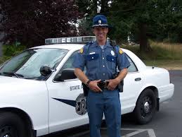Trooper Josh Lancaster (Washington State Patrol) poses for a photo.  [2576x1932] : r/policeporn