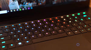 The keys light up and when i click them the lighting effect changes but the keys do not type. Razer Blade 15 Complete Walkthrough