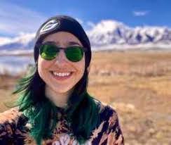 Tara Mccray's Instagram, Twitter & Facebook