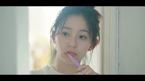 New band faint sun in flowers of hope