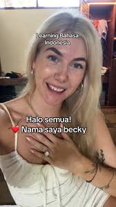 Day 3 of learning bahasa guys! I feel like im getting better but please be  nice 😂 im still learning and its still the beginning. #bahasa #bali  #learningnewthings #germany