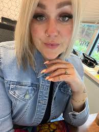 Aside from all the food stalls and various vendors at the Saturday market,  you also get to see some great bands here that also play all over town.  Today was Daniel Celis