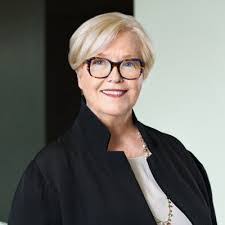 Joanne Pitkin's Instagram, Twitter & Facebook