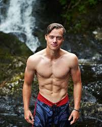 Outer banks season 1 recap | netflix. 11 Outerbanks Ideen Jungs Zukunftiger Ehemann Schauspieler