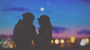Kutipan puitis tentang cinta yang satu ini akan terlihat keren ketika dijadikan caption di akun media sosialmu. Kata Kata Romantis Buat Pacar Kamu Agar Bisa Saling Memahami Lifestyle Liputan6 Com