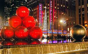 Giant Christmas Ornaments At 1251 Sixth Avenue New York City Giant Christmas Ornaments Nyc Christmas Christmas Decorations
