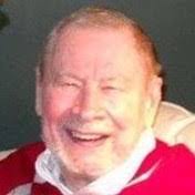 Mary Hawver's Instagram, Twitter & Facebook