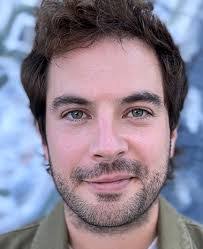 Will Burton's Instagram, Twitter & Facebook