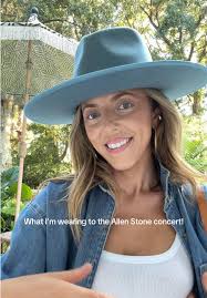 What to Wear to An Allen Stone Concert