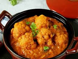 Cauliflower Curry Recipe Recipe In 2020 Curry Recipes Indian Cauliflower Recipes Cauliflower Curry