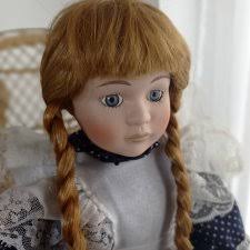 Фарфоровая кукла