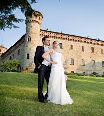 I matrimoni possono essere celebrati tutti i giorni, escluse le domeniche e le festività del calendario universale (triduo pasquale, natale…) e particolare (santi patroni…). Un Aiuto Per Trovare La Location Per Matrimoni Piu Adatta Al Vostro Stile E Gusto Personale Guidasposi It
