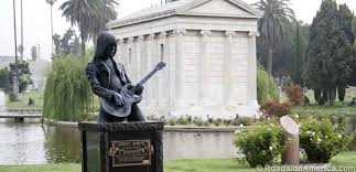 Flowers are placed in front of a temporary headstone for the late actor burt reynolds in the garden of legends section of hollywood forever cemetery. Hollywood Forever Cemetery Hollywood California