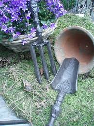 Schaufel Harke Eisen Braun Antik Style Gartenwerkzeug 2 Er Set Eisendeko Gartenwerkzeug Garten Schaufel