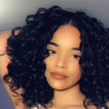 Franchesca Perez (chescafrxn)