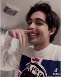 Derek Delgado's Instagram, Twitter & Facebook