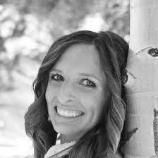 Stephanie Tobler's Instagram, Twitter & Facebook