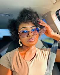 Look at Sir Brian Moyo having fun at Om Die Dam Ultra Marathon. 😃 Sir, you  make an ultra-running look like a walk in the park! 😊 Well done for  crossing the