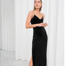 Our coupons save shoppers an average of $29.25 at & other stories. Simple Svart Velvet Kjole Where Can I Buy 49bb6 6a633
