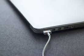 How to use universal adapter for charging laptop without battery: How To Charge A Laptop Battery Without A Charger Techwalla