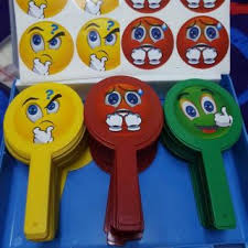 Traffic lights, traffic signals, stoplights or robots are signalling devices positioned at road intersections, pedestrian crossings, and other locations to control flows of traffic. Traffic Light Card 310gsm Traffic Light Pak 21 Shopee Malaysia