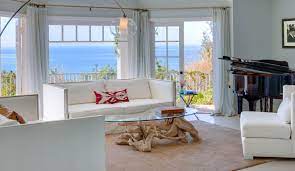 This coffee table belonged to my parents. How To Make A Driftwood Coffee Table The Star Of Your Living Room Decor