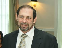 Is there anyone in the Treasure coast area ???