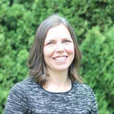 Elyse Olson's Instagram, Twitter & Facebook