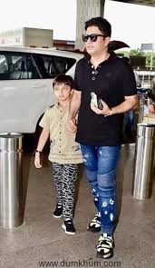 What is the name of bhushan kumar's wife? Bhushan Kumar Along With Wife Divya Khosla Kumar And Son Spotted At Mumbai Airport Today Dumkhum