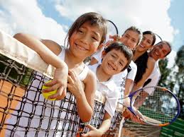 Generali race to kitzbühel übersicht kitz4kids day ladies day zeitplan. Urlaubster Kitzbuheler Tennisclub Und Tennisschule In Kitzbuhel