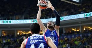 Kulüpten yapılan açıklamada, sertaç şanlı'ya geçmiş olsun diyor ve en kısa zamanda sağlığına kavuşmasını diliyoruz ifadesi kullanıldı. Sertac Sanli Buraya Fenerbahce Yi Yenmeye Gelmistik Eurohoops