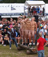 Public Cfnm Erection Parade - Bobs and Vagene