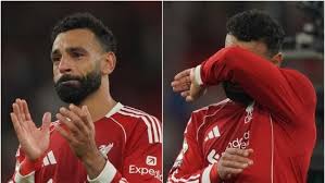 Mohamed Salah breaks down in tears as Anfield sings for Diogo Jota right  after injury-time goal in Premier League opener | Football News