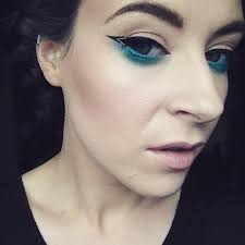 Suzanne Dolan Make up