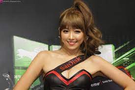 Partner with sellers of sandisk to avail optimum product ranges on deals. Cute Girl Asian Girl Lee Eun Hye At G Star 2012