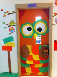 Home designing blog magazine covering architecture, cool products! Fall Door Decoration Ideas For The Classroom Crafty Morning