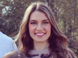 Kristen Stinson's Instagram, Twitter & Facebook