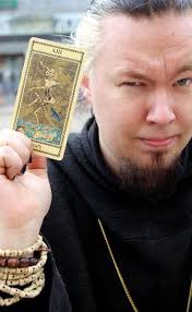 Tarot-luennassa kuolemakin voi olla tervetullut kortti