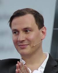 Peter Richter's Instagram, Twitter & Facebook