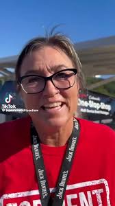 Sydney Edelstein Restaurant Manager