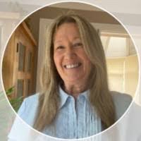 Lorraine Fallon's Instagram, Twitter & Facebook